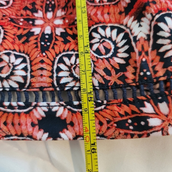 FURLOUGH SALE St. John's Bay Skort - M - Picture 5 of 8